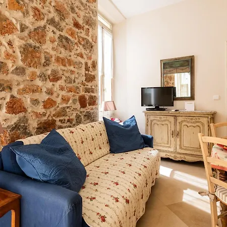Apartmán Freres Pradignac