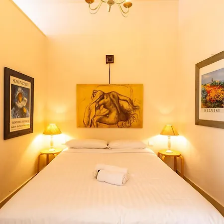 Freres Pradignac Apartmán