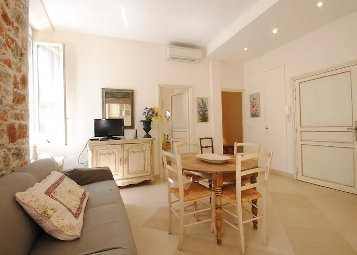 Freres Pradignac شقة كان